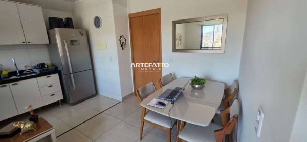 Apartamento à venda com 2 quartos, 52m²