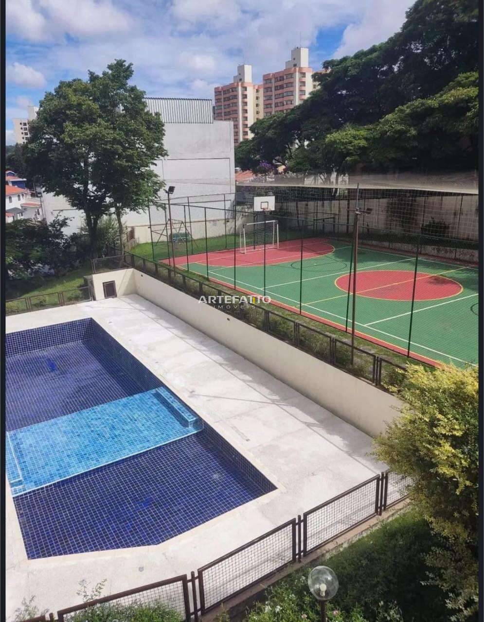  - Apartamento com varanda, lazer, bem localizado em São Paulo, Jardim Ester, com 2 quartos, 60m²