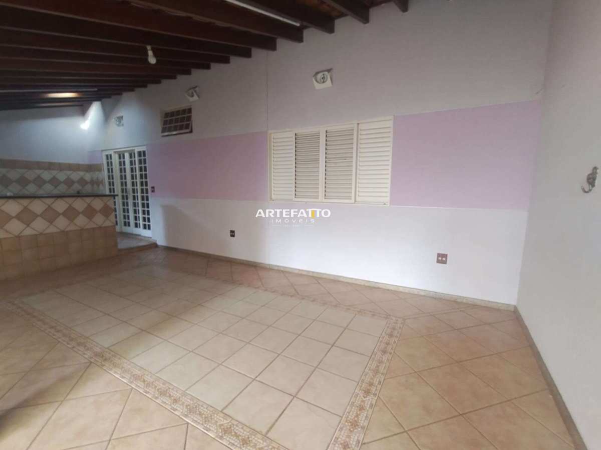  - Casa à venda em Franca, Centro, 170m²