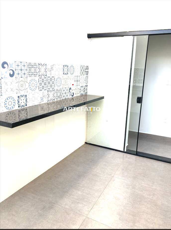  - Casa à venda em Franca, Jardim Adelinha, com 2 quartos, 82m²