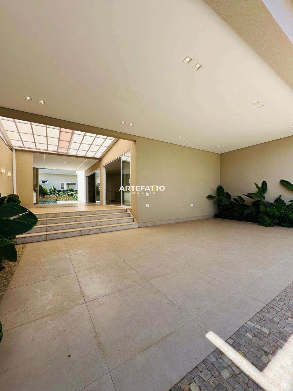  - Casa à venda em Franca, Jardim Botânico, com 4 quartos, 284m²