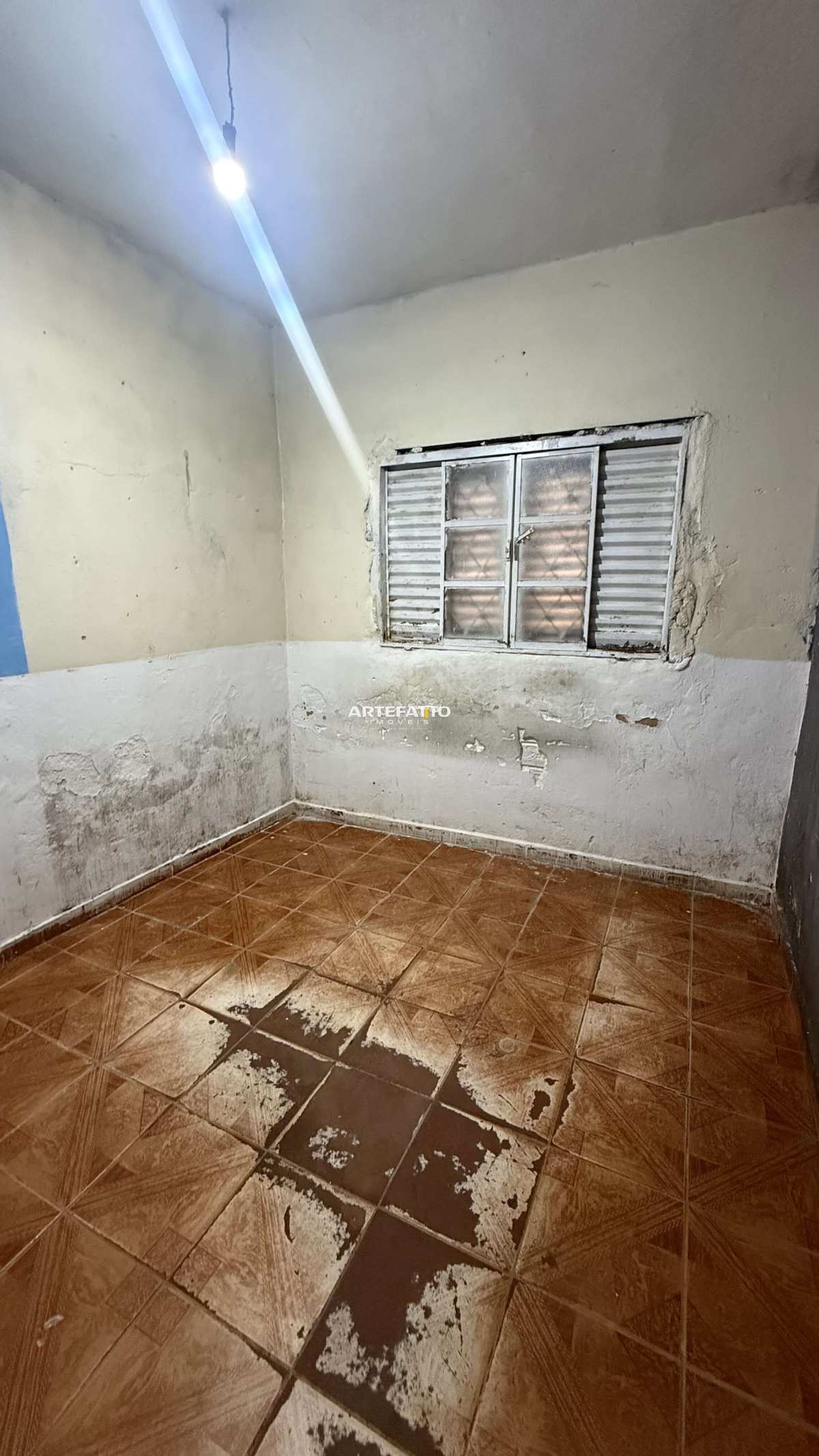  - Casa à venda em Franca, Jardim Líbano, com 1 quarto, 70m²