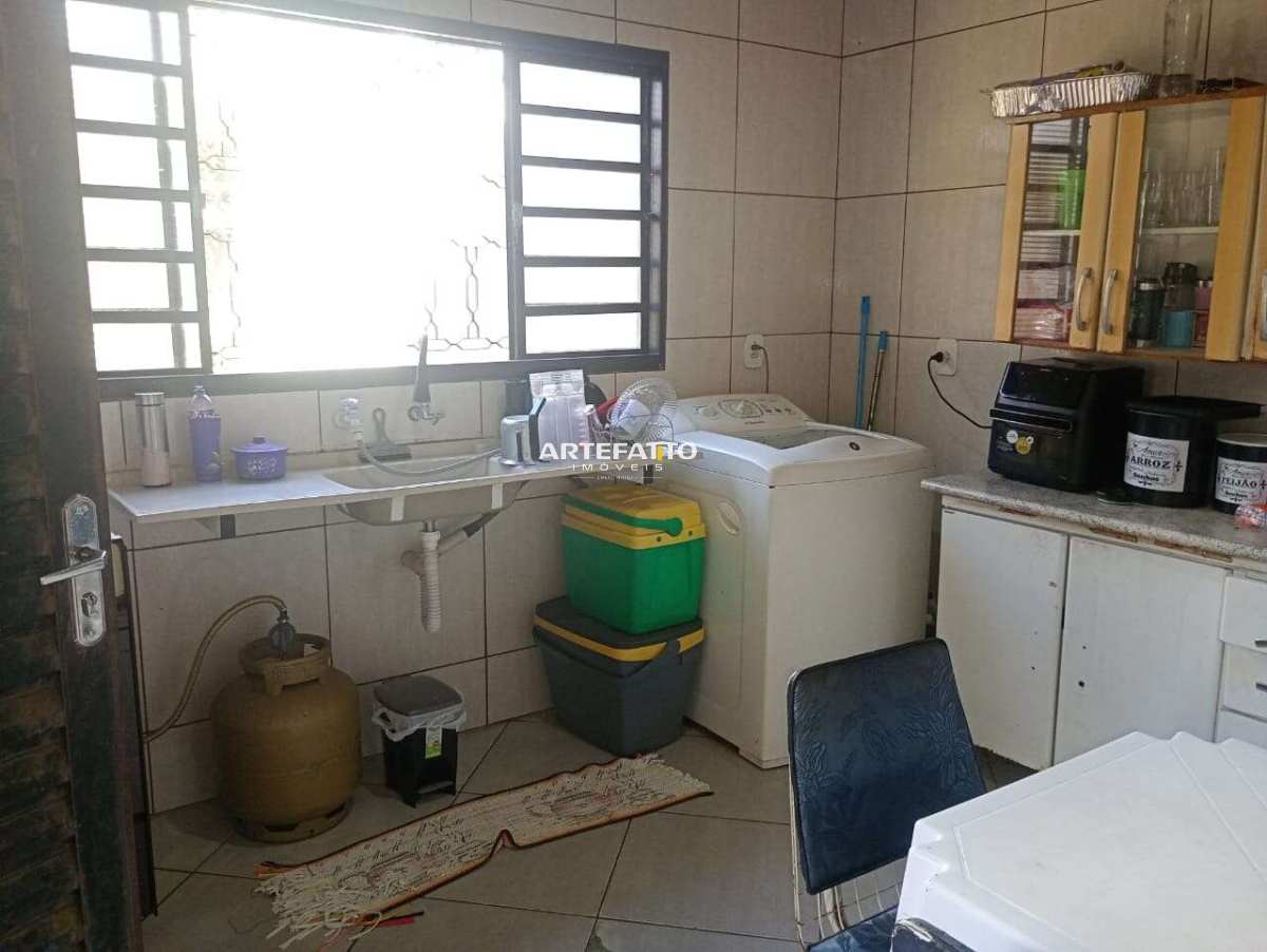  - Casa à venda em Franca, Jardim Noêmia, com 2 quartos, 100m²