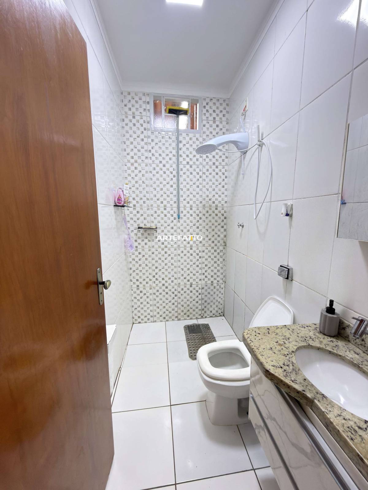  - Casa à venda, no Jaine em Franca, Jardim Santa Efigênia, com 2 quartos, 100m²