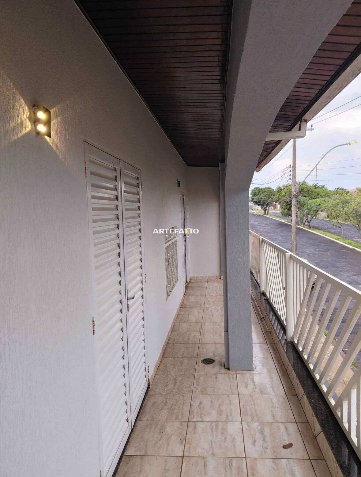  - Casa à venda em Franca, Jardim Tropical, com 4 quartos, 220m²