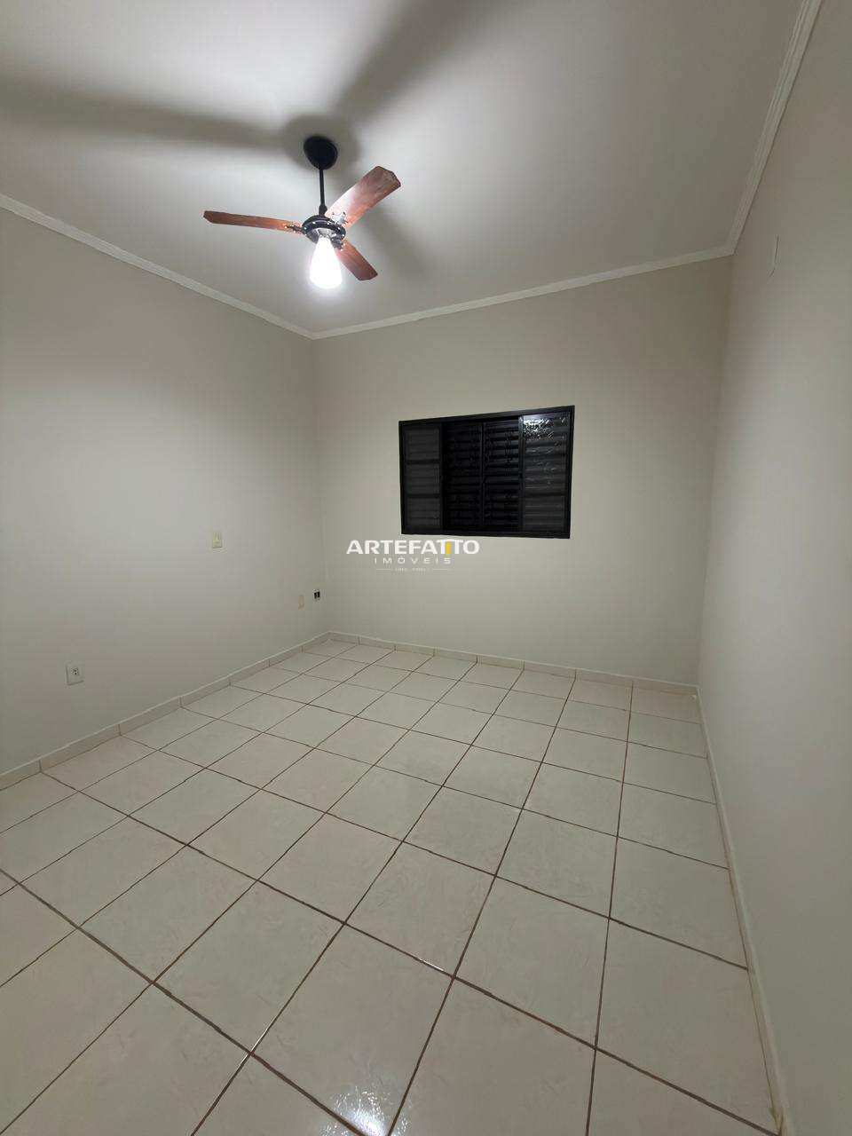  - Casa à venda em Franca, Parque das Árvores, com 2 quartos, 115m²