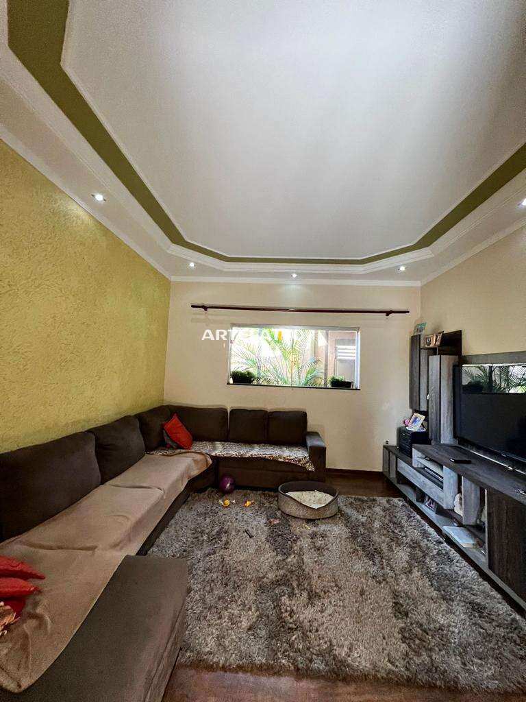 Casa à venda com 3 quartos - Parque João Leite,Franca