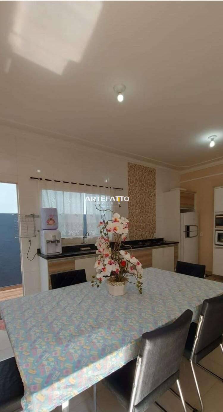  - Casa à venda em Franca, Residencial Meireles, com 3 quartos, 156m²