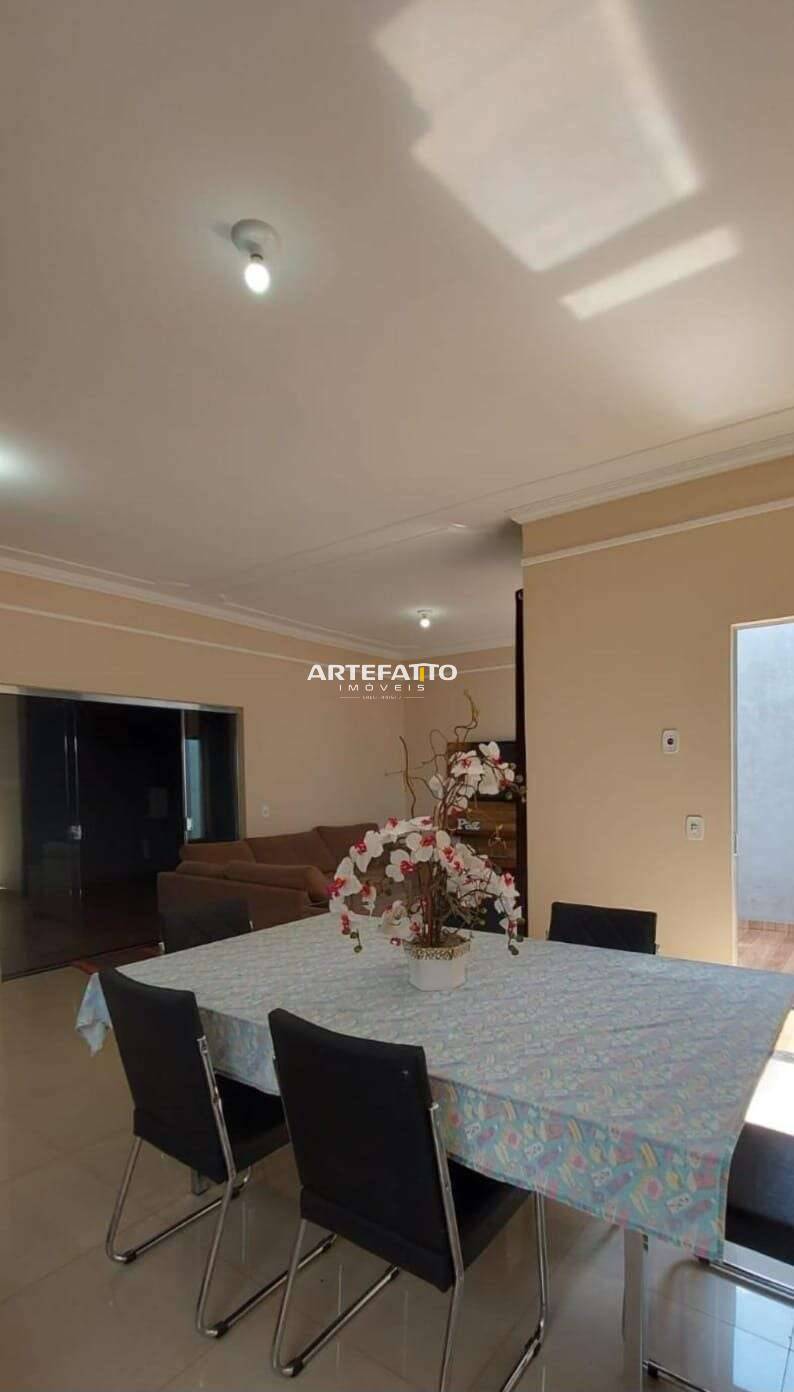  - Casa à venda em Franca, Residencial Meireles, com 3 quartos, 156m²