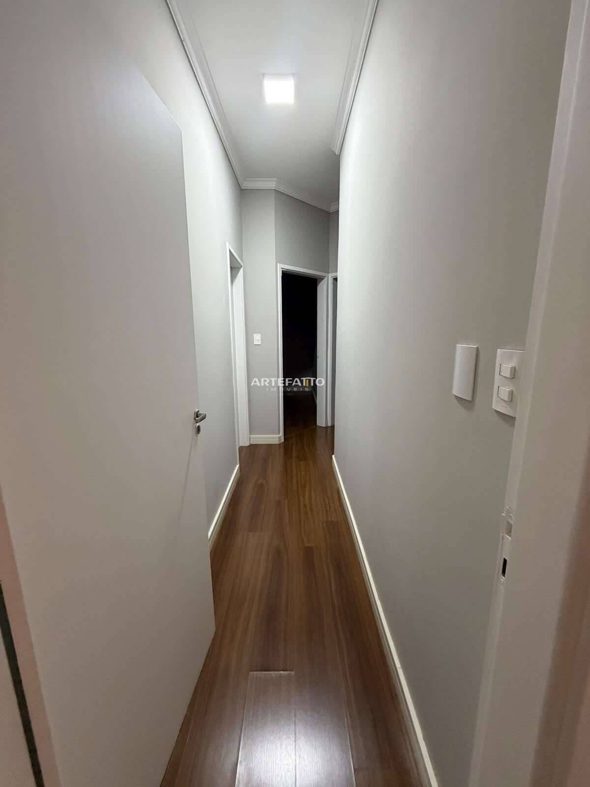  - Casa à venda em Franca, Residencial Meireles, com 3 quartos, 160m²