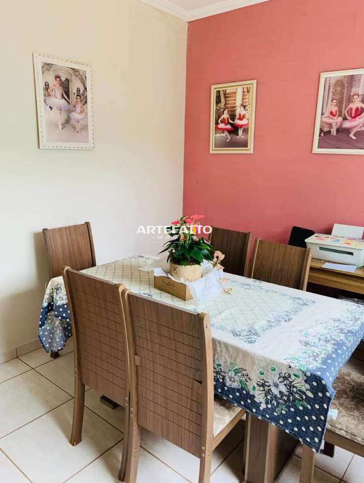  - Casa à venda em Franca, Residencial Meireles, com 3 quartos, 130m²