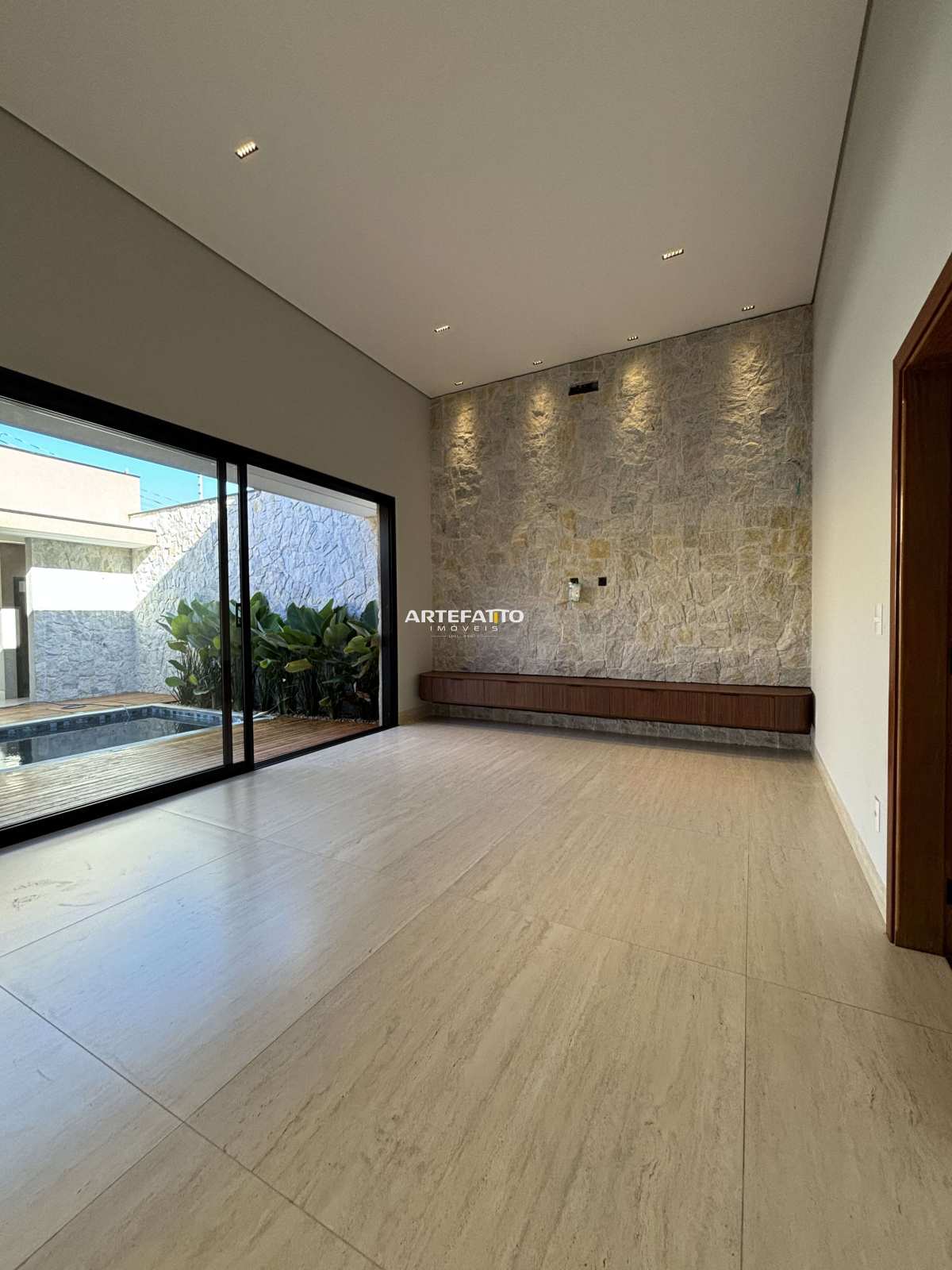  - Casa à venda em Franca, Residencial Tellini, com 3 quartos, 184m²