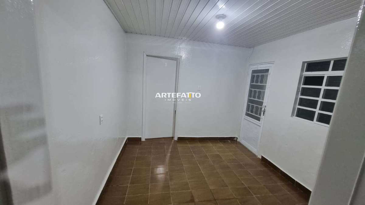  - Casa à venda em Franca, Vila Santa Terezinha, com 2 quartos, 220m²