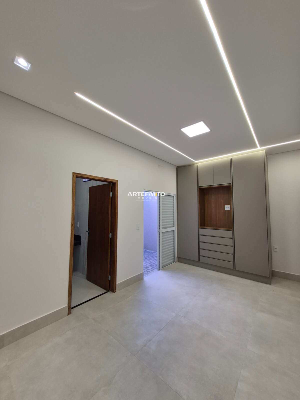  - Casa à venda em Franca, Vila Scarabucci, com 3 quartos, 120m²