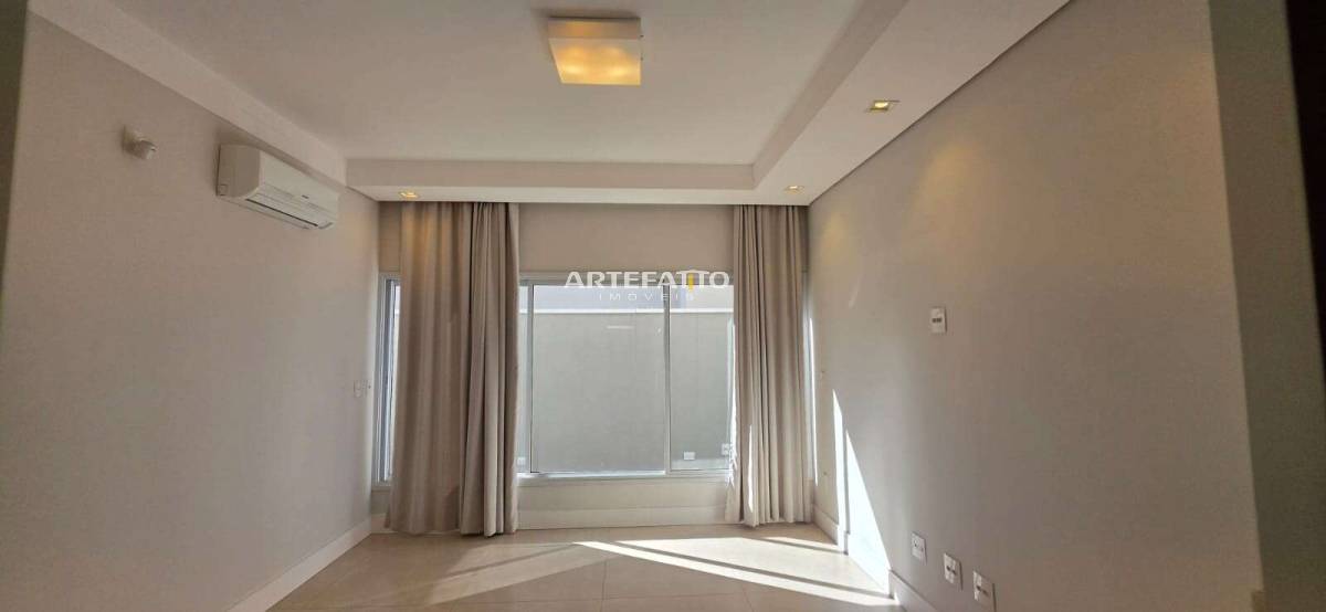  - CASA DE CONDOMÍNO  DE ALTO PADRÃO COM 4 SUÍTES , OPORTUNIDADE