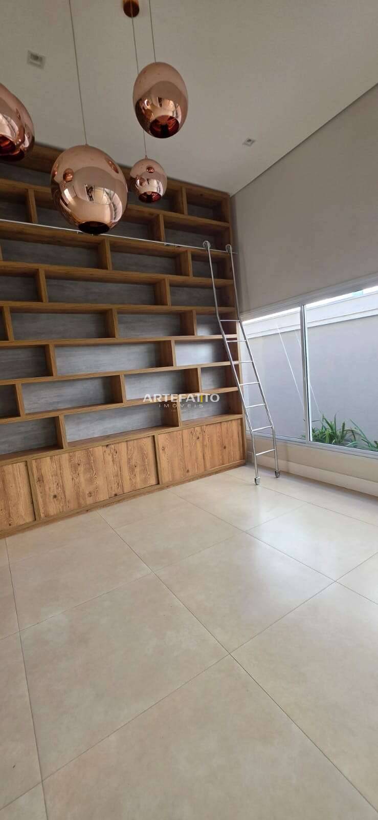  - CASA DE CONDOMÍNO  DE ALTO PADRÃO COM 4 SUÍTES , OPORTUNIDADE
