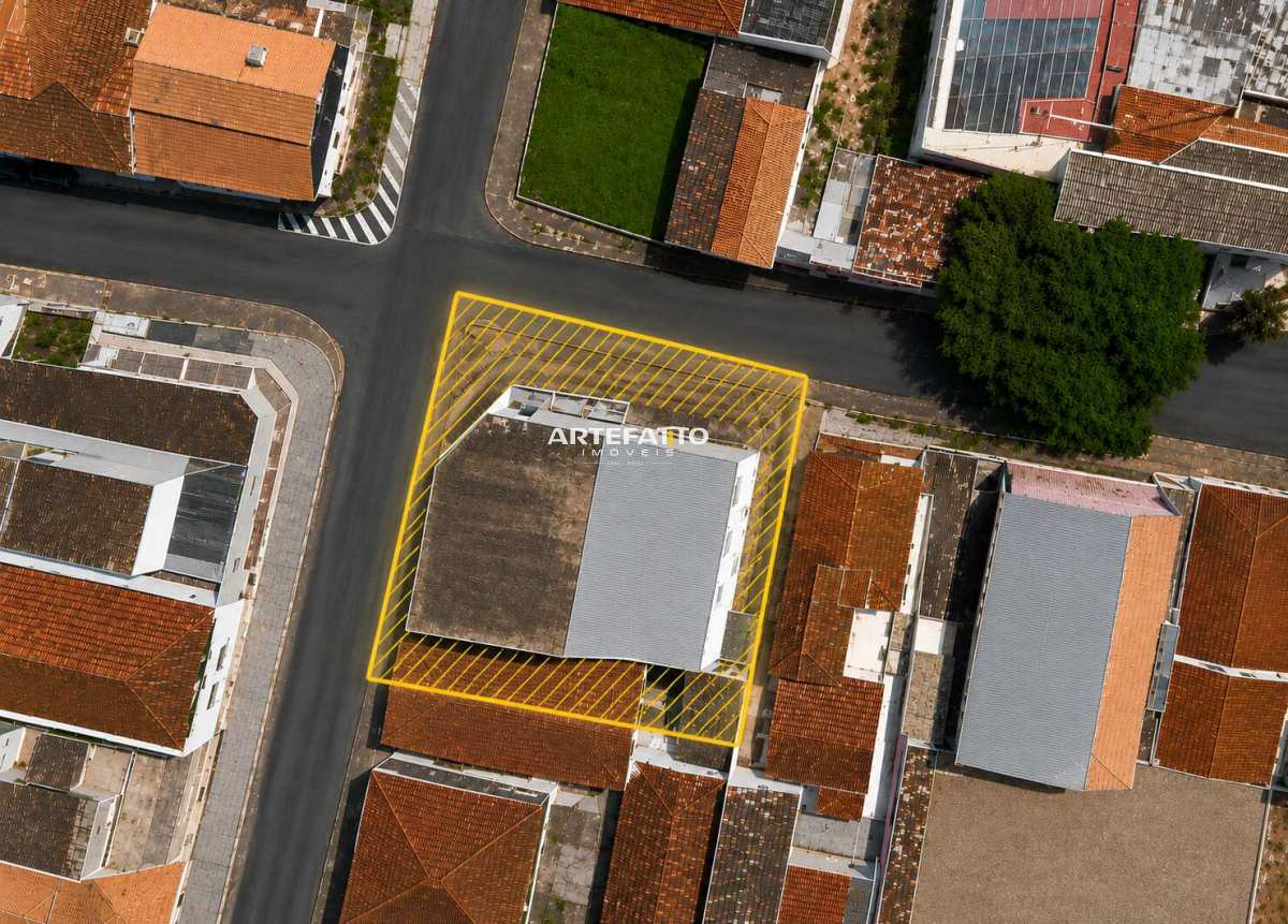 Prédio comercial à venda em Franca, Estação, com 1 quarto, 900m² - Imobiliária Artefatto Imóveis - Franca/SP