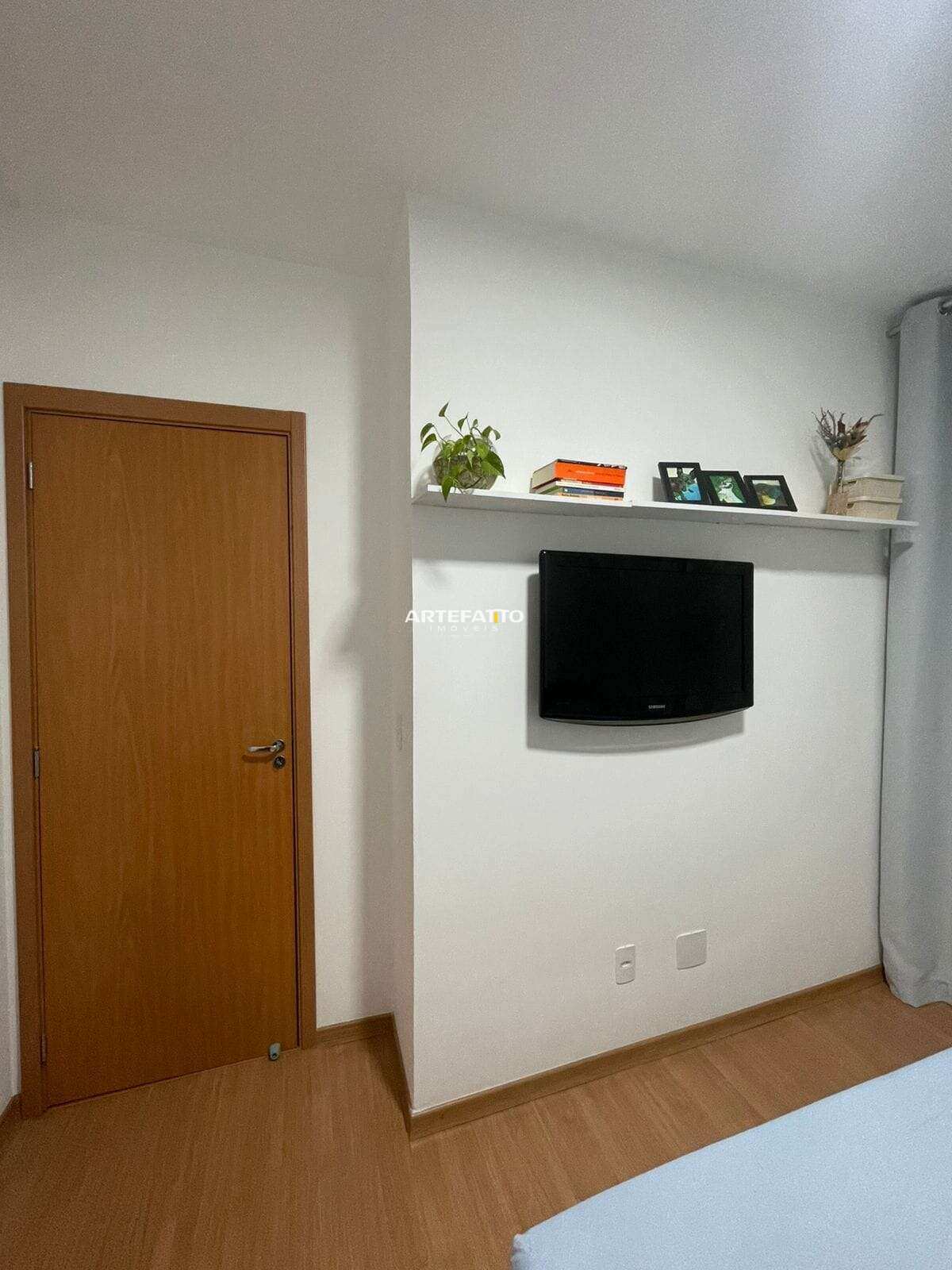  - Vende-se Apartamento condomínio Florenza - ao lado do Novo Hospital